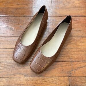 Everlane Brown Croc Pattern Flats | Size 8.5